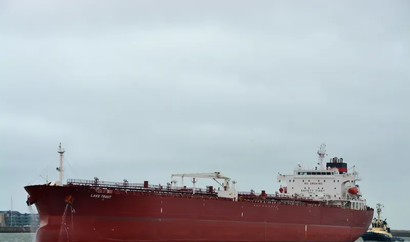 LAKE TROUT Tanker IMO 9314193 photo 2