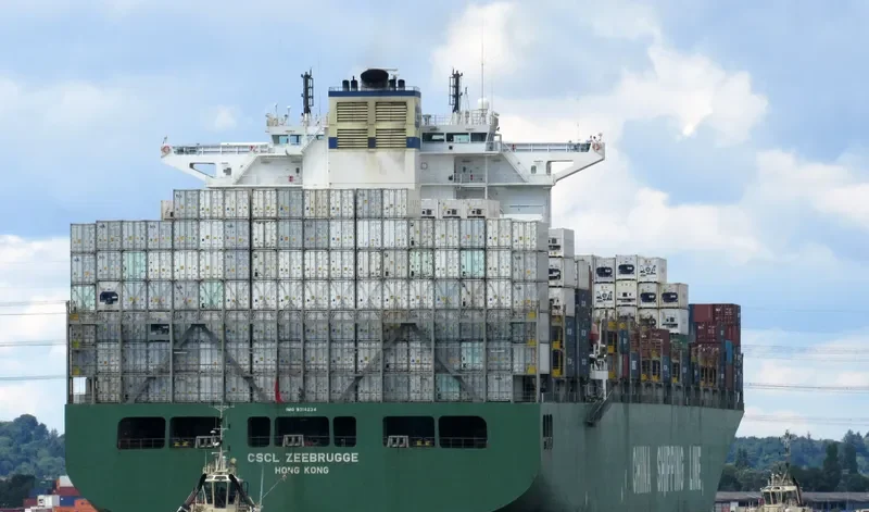 CSCL ZEEBRUGGE Container Ship IMO 9314234 photo 10