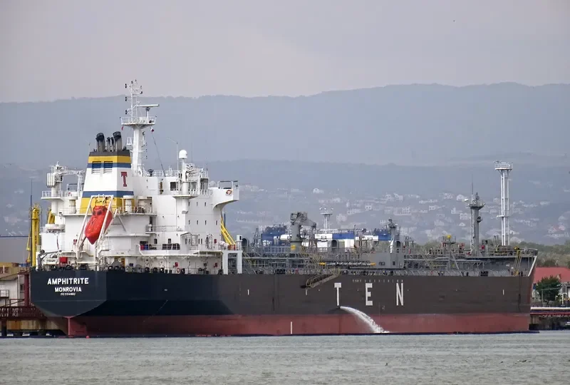 AMPHITRITE Tanker IMO 9314882 photo 10