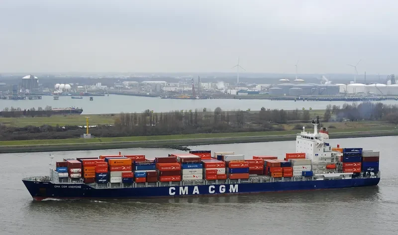 MARTINIQUE Container Ship IMO 9314985 photo 2