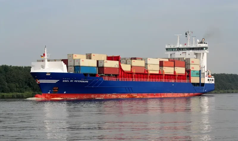 WEC VAN RIJN Container Ship IMO 9315006 photo 2