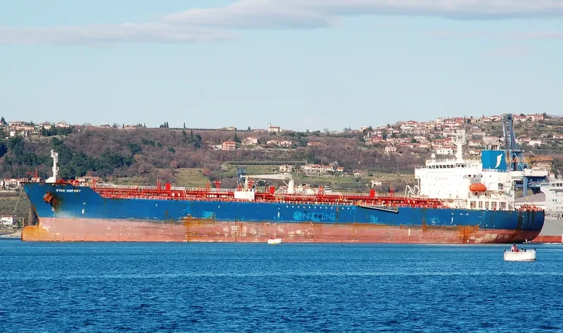 STAR OSPREY Tanker IMO 9315068 photo 4