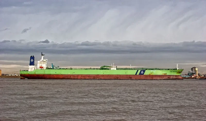 DHT BAUHINIA Tanker IMO 9315070 photo 8