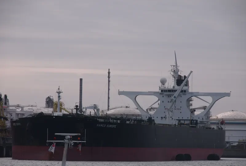 DHT EUROPE Tanker IMO 9315159 photo 3