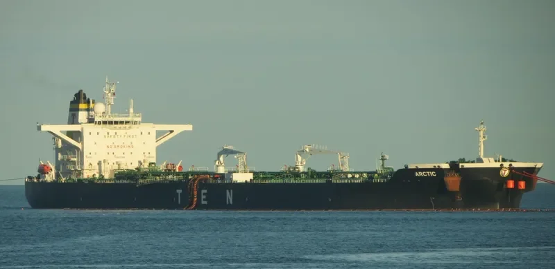 ARCTIC Tanker IMO 9315173 photo 10