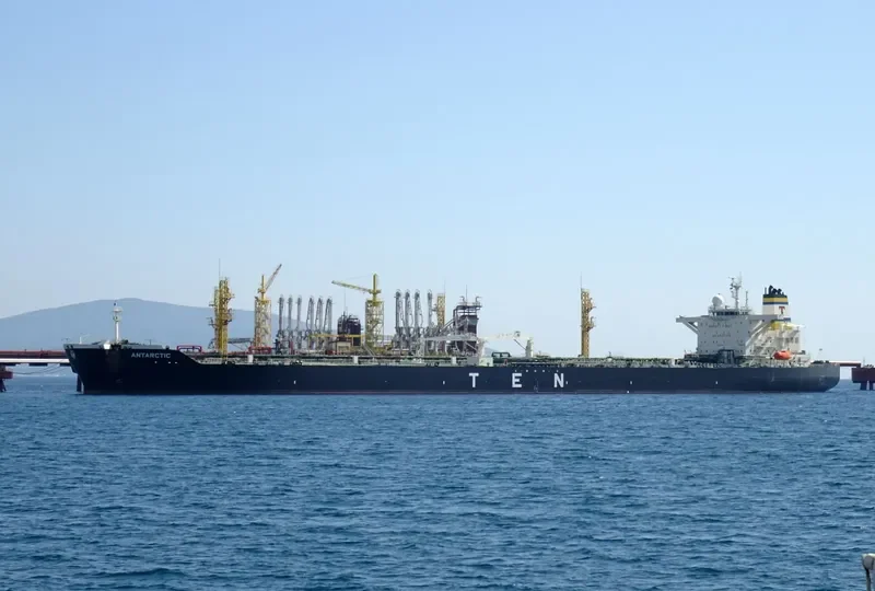 ANTARCTIC Tanker IMO 9315185 photo 2