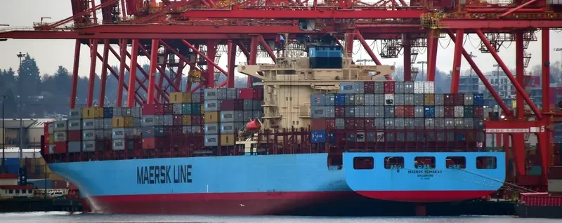 MAERSK SEMAKAU Container Ship IMO 9315252