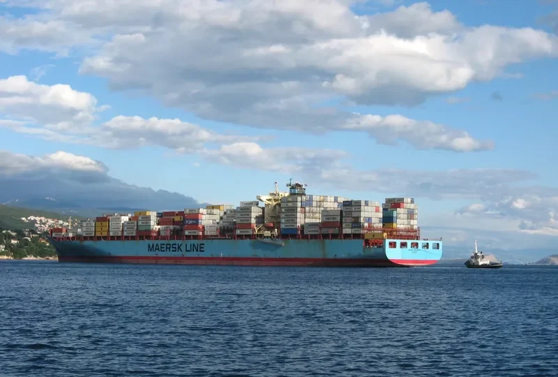 MAERSK SEMAKAU Container Ship IMO 9315252 photo 8