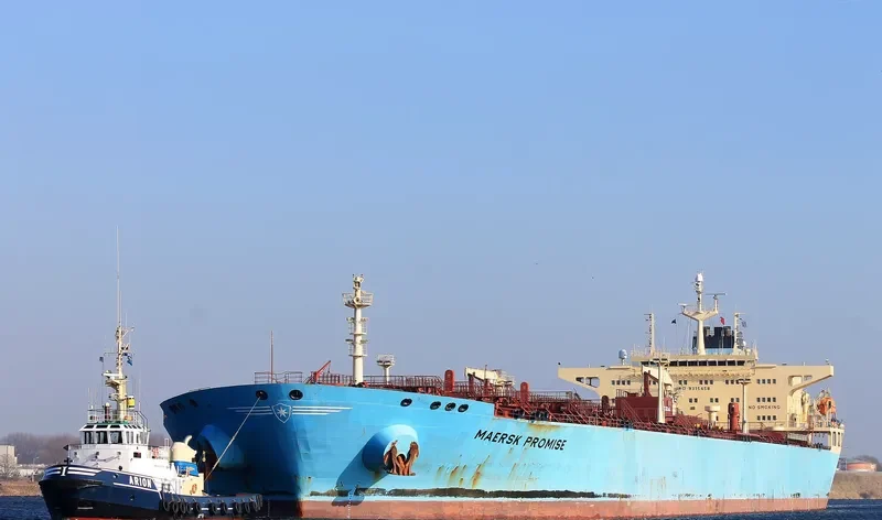 MAERSK PROMISE Tanker IMO 9315458 photo 9