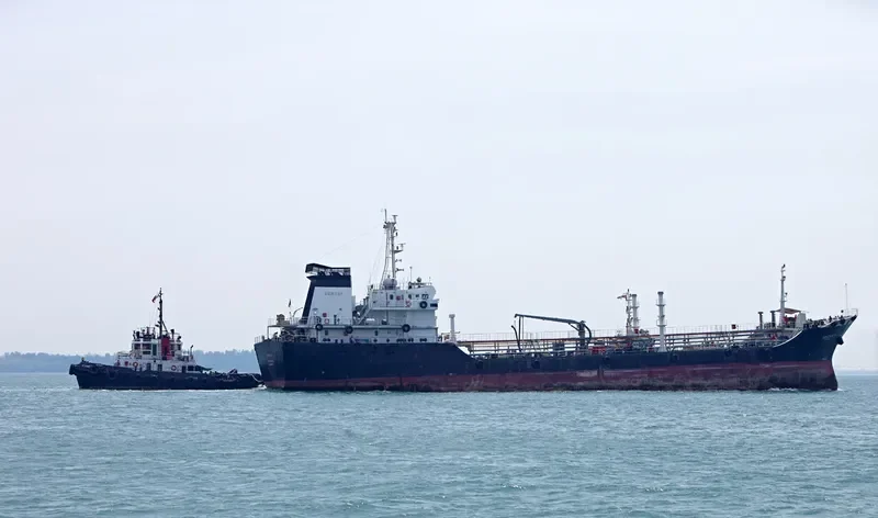 SENTEK 8 Tanker IMO 9315616 photo 2