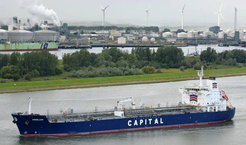 SEAWAYS CAPE HORN Tanker IMO 9315745 photo 7