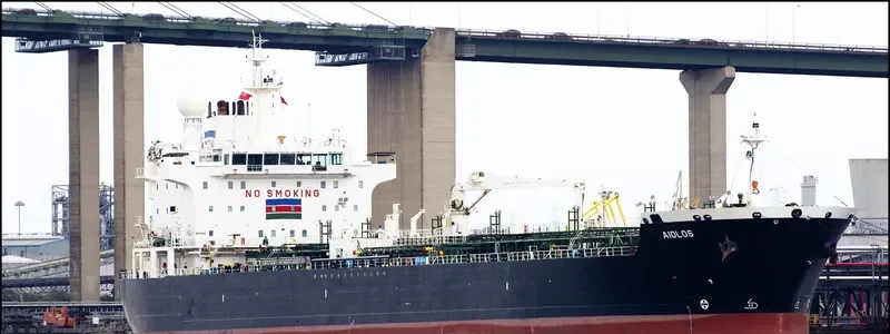 AIOLOS Tanker IMO 9315769 photo 5