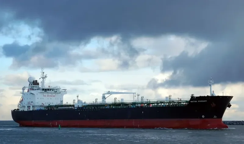 AIOLOS Tanker IMO 9315769 photo 8