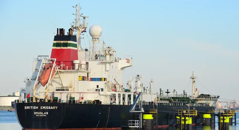 AIOLOS Tanker IMO 9315769 photo 10