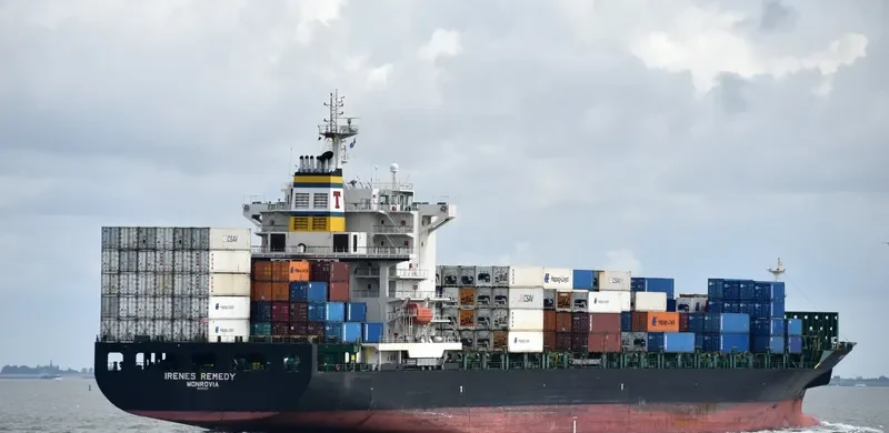 IRENES REMEDY Container Ship IMO 9315850 photo 2