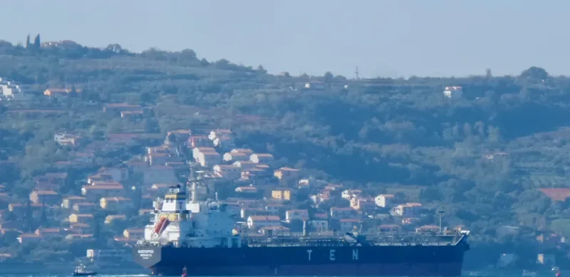 BOSPOROS Tanker IMO 9315903 photo 8