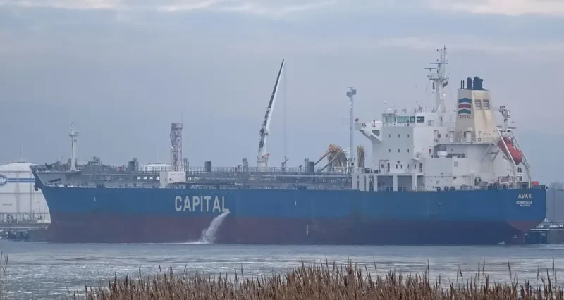 AVAX Tanker IMO 9315939 photo 8