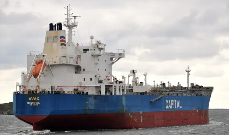 AVAX Tanker IMO 9315939 photo 9