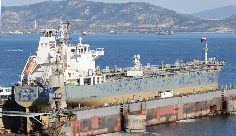 AXIOS Tanker IMO 9315941 photo 9