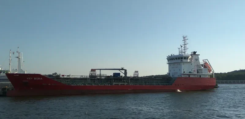 KEY BORA Tanker IMO 9316024 photo 3