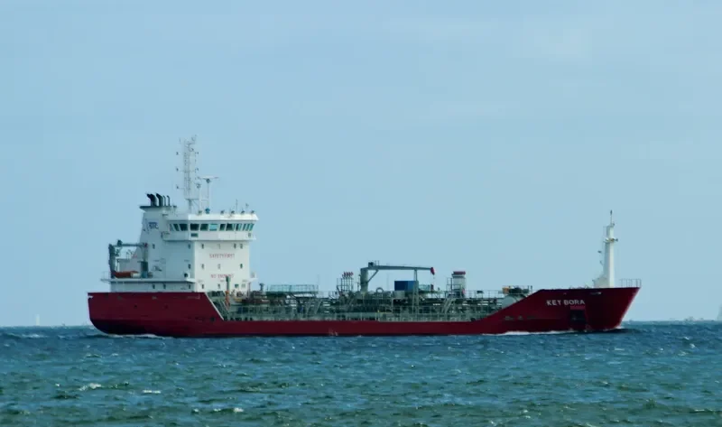 KEY BORA Tanker IMO 9316024 photo 9