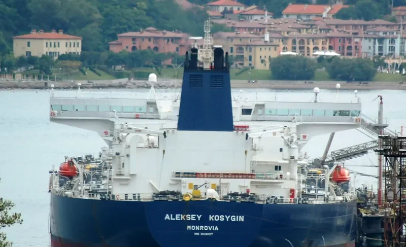 ALEKSEY KOSYGIN Tanker IMO 9316127 photo 6