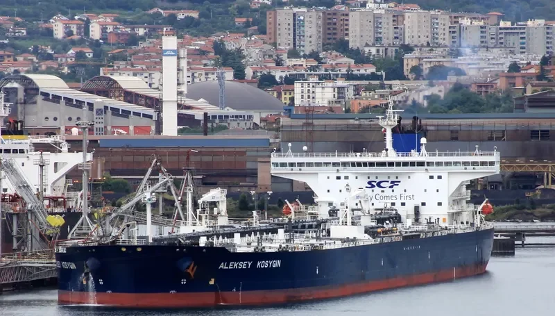 ALEKSEY KOSYGIN Tanker IMO 9316127 photo 8