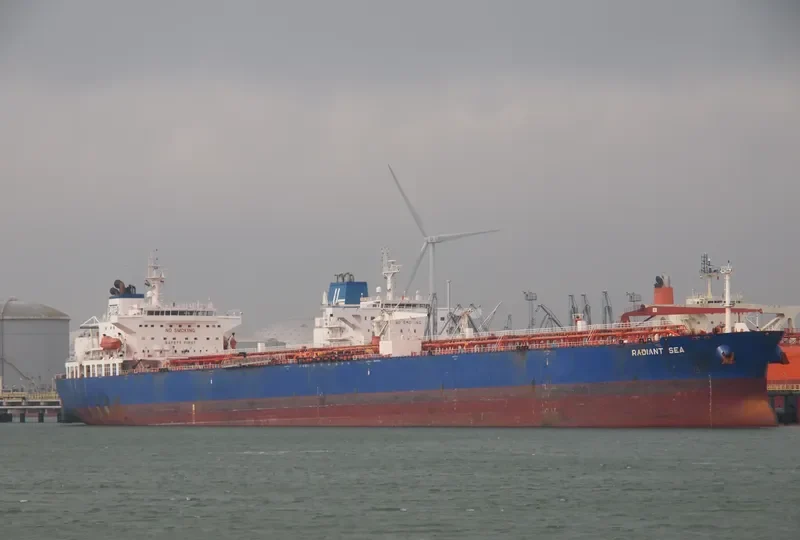 RADIANT SEA Tanker IMO 9316244 photo 10