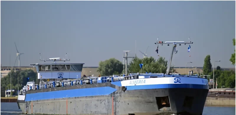 ALMERIA Tanker IMO 9316517 photo 5