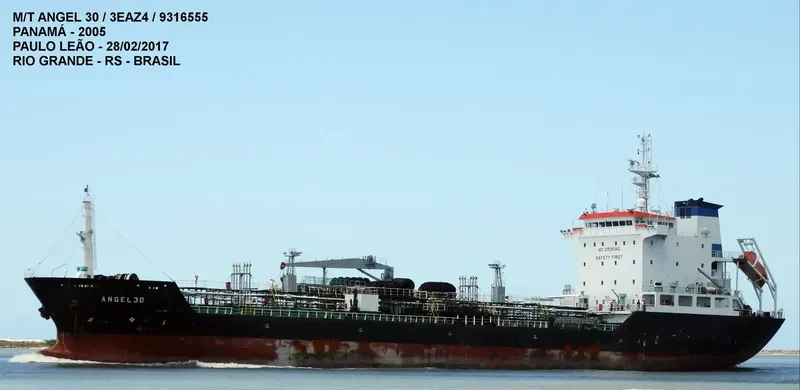 AT HONOR Tanker IMO 9316555 photo 2