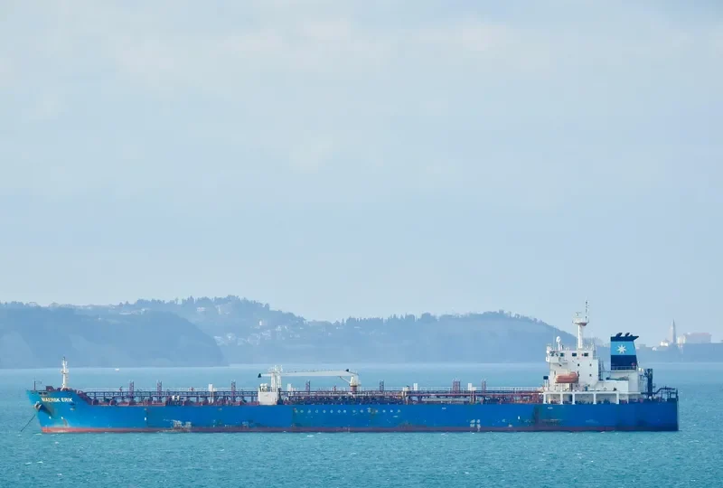 MAERSK ERIK Tanker IMO 9316608 photo 4
