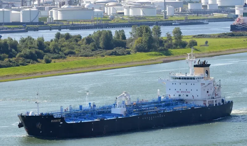BIXBITE Tanker IMO 9316610 photo 10