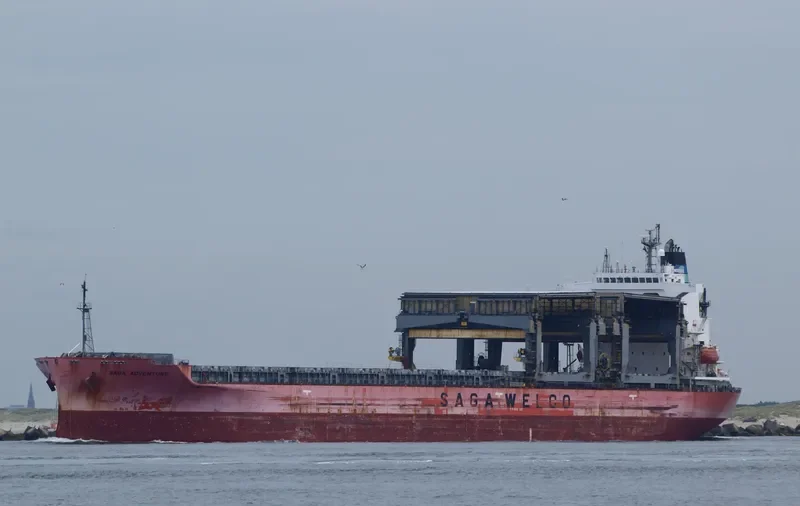 SAGA ADVENTURE General Cargo IMO 9317406 photo 2
