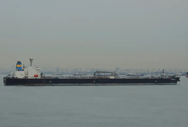 SHIP 111 Tanker IMO 9317717 photo 9