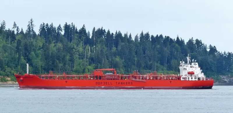 BOW ENGINEER Tanker IMO 9317860 photo 8