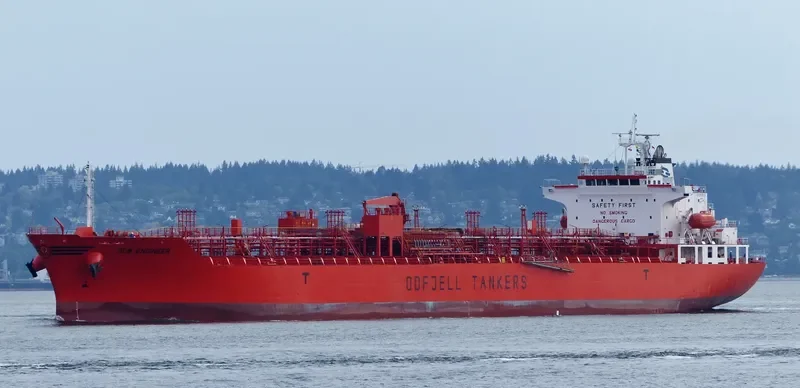 BOW ENGINEER Tanker IMO 9317860 photo 9