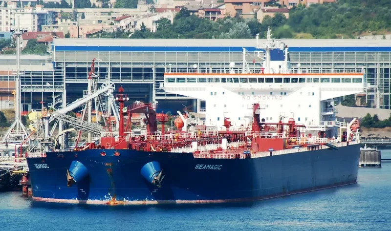 SEAMAGIC Tanker IMO 9317949 photo 10