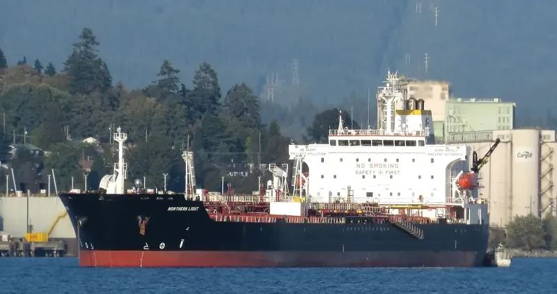 NORTHERN LIGHT Tanker IMO 9318022 photo 4