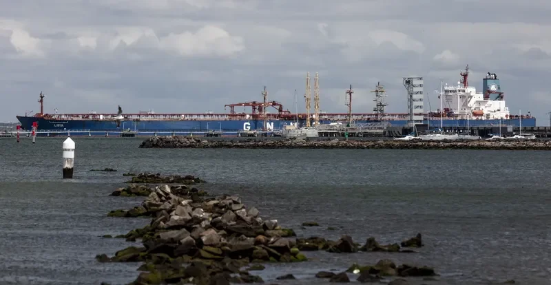 LIBYA Tanker IMO 9318084 photo 8