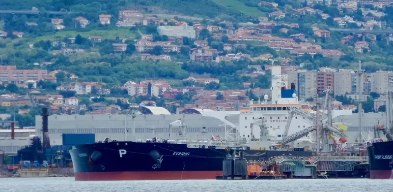 EVRIDIKI Tanker IMO 9318137