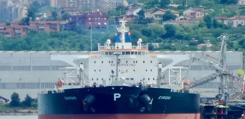 EVRIDIKI Tanker IMO 9318137 photo 2