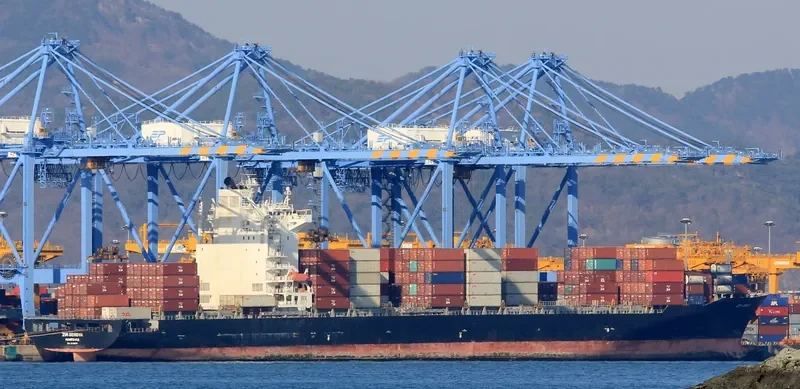 GENOVA Container Ship IMO 9318187