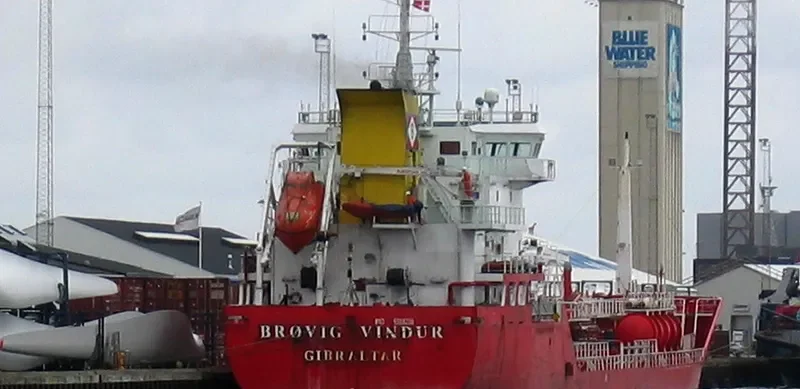 DEE FISHER Tanker IMO 9318216 photo 2
