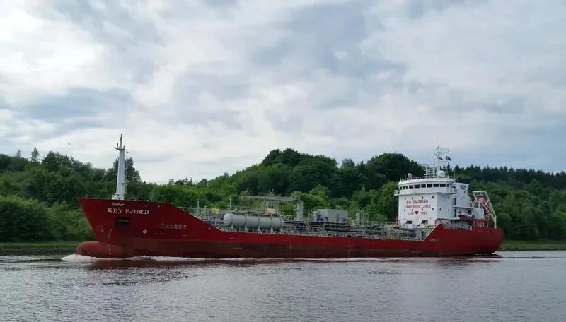 DEE FISHER Tanker IMO 9318216 photo 7