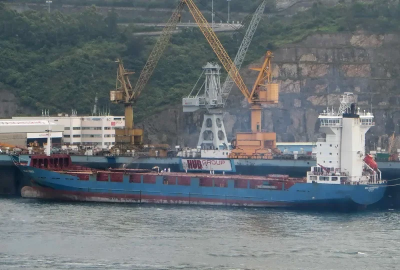 TC SYMPHONY Container Ship IMO 9318242 photo 4