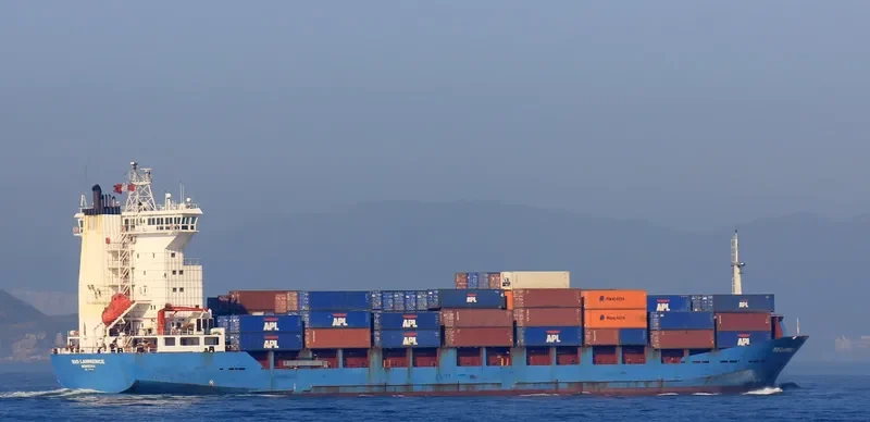 TC SYMPHONY Container Ship IMO 9318242 photo 6