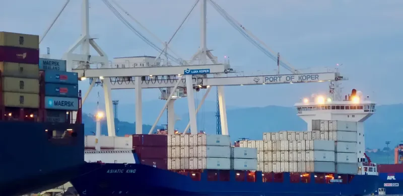 ASIATIC KING Container Ship IMO 9318266 photo 4