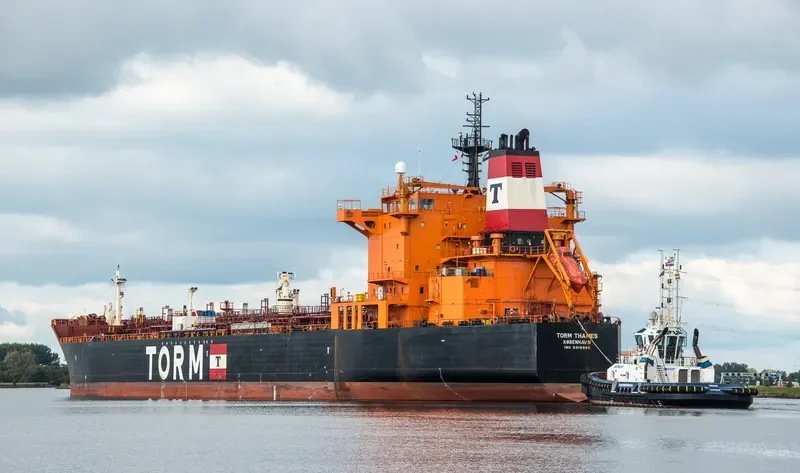 TORM THAMES Tanker IMO 9318333 photo 10