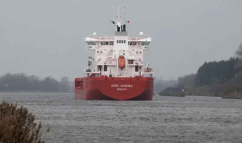 STEN AURORA Tanker IMO 9318565 photo 2