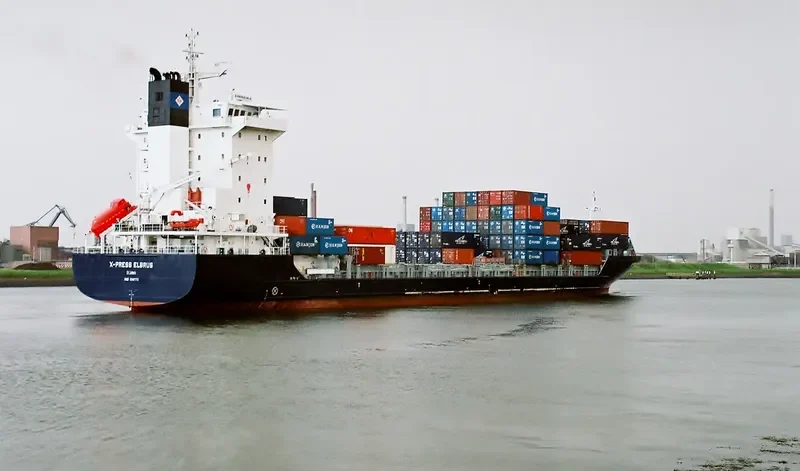 MSC ELKE F Container Ship IMO 9318773 photo 3